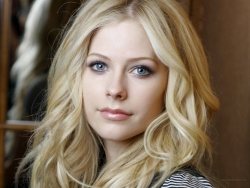 Avril Lavigne 艾薇儿图片