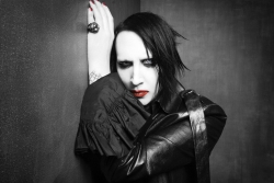 Marilyn Manson 黑色高清摇滚风格壁纸