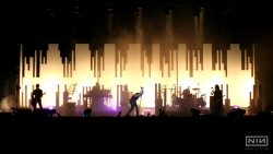 九寸钉Nine Inch Nails演出现场火爆图片